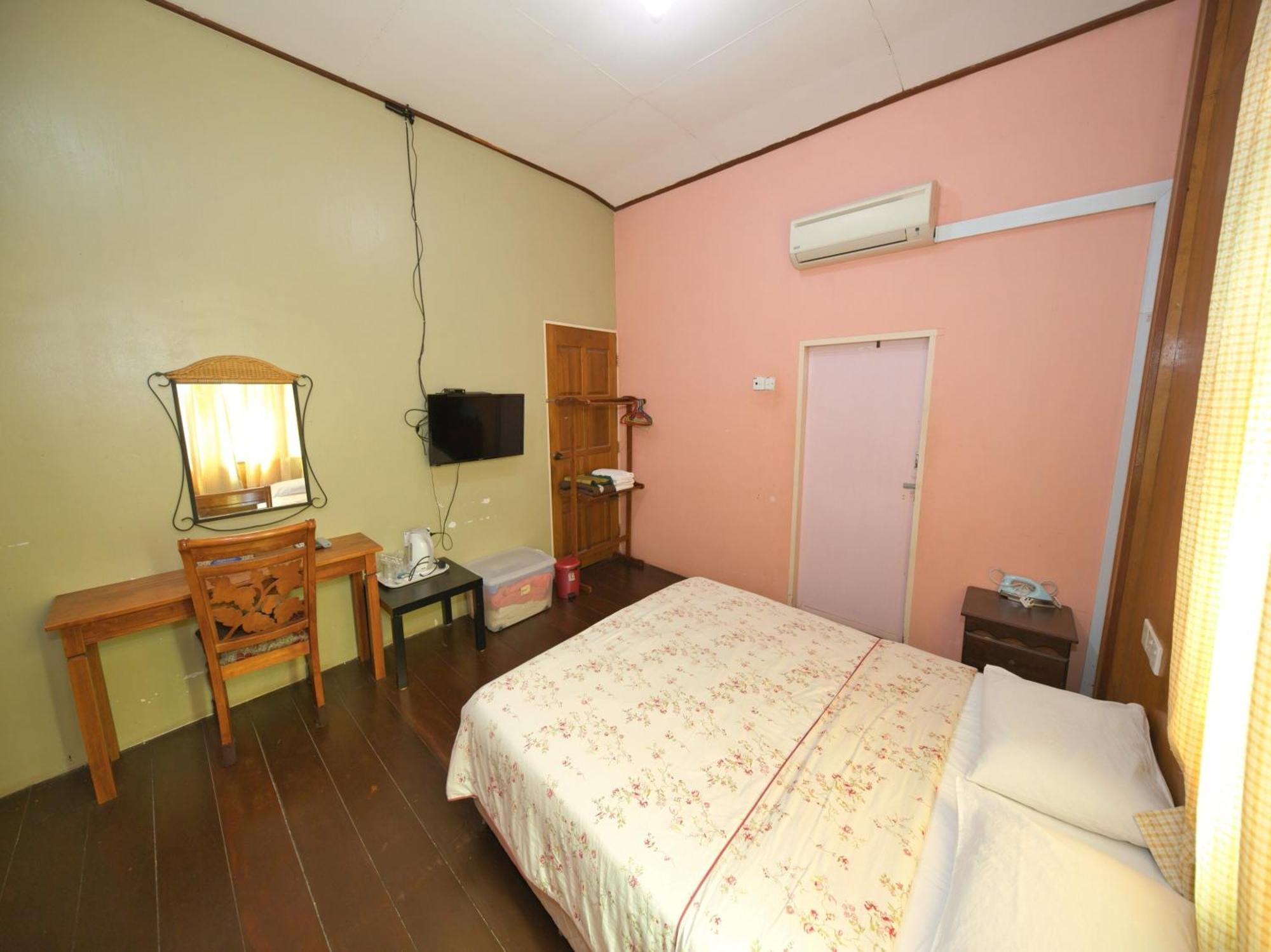 Oyo 90968 Teratak Samuderakita, Chalet & Guesthouse Kampong Gong Badak Extérieur photo