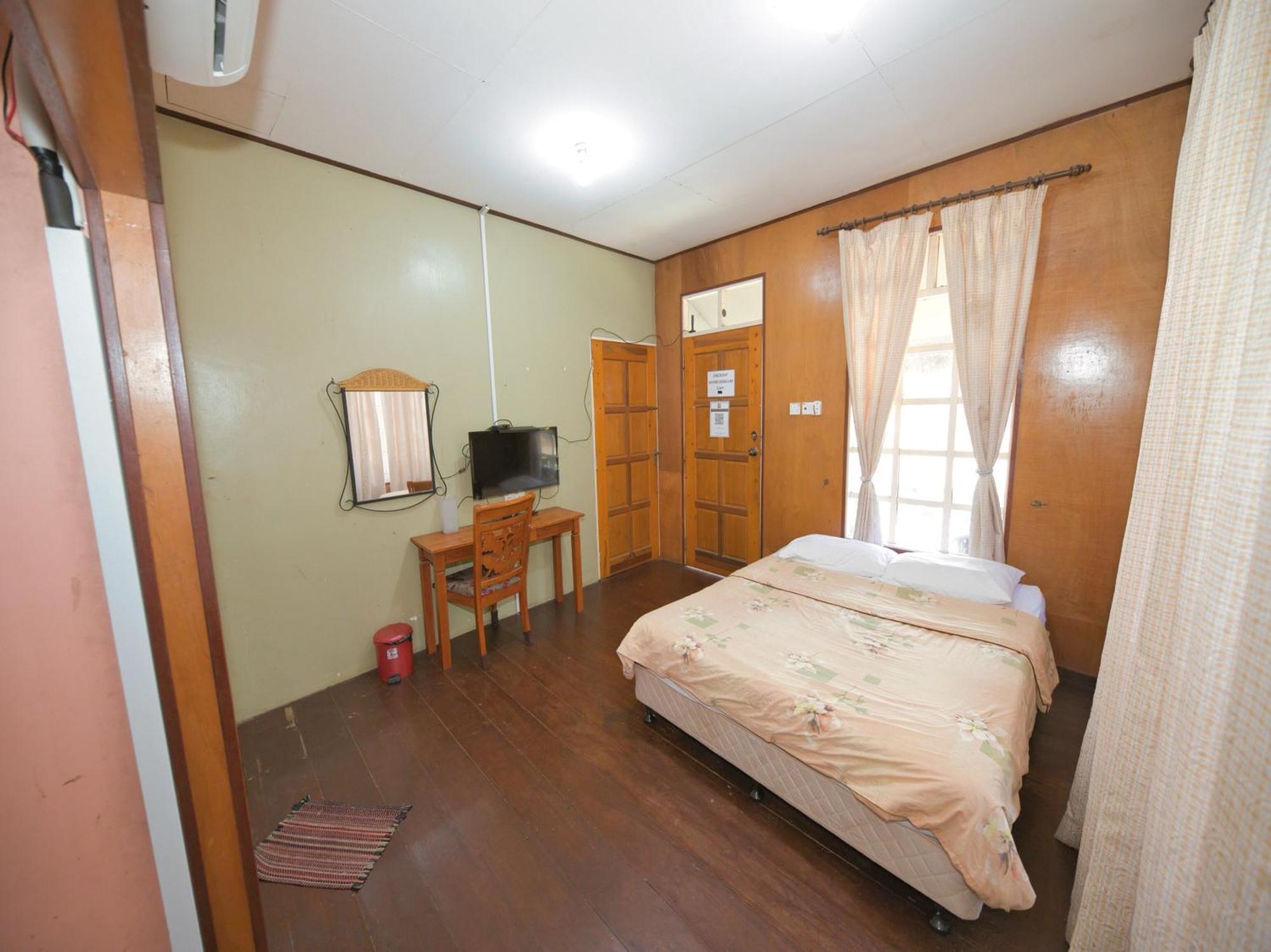 Oyo 90968 Teratak Samuderakita, Chalet & Guesthouse Kampong Gong Badak Extérieur photo